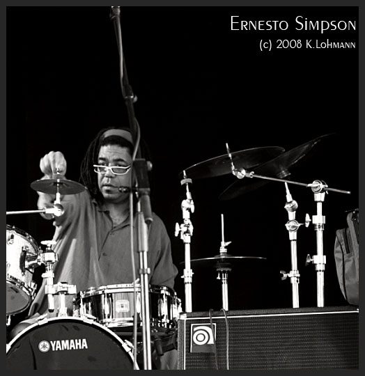 Ernesto Simpson (D)